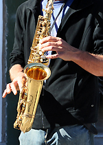 Saxophon im Park, Foto: Peter Smola/pixelio.de